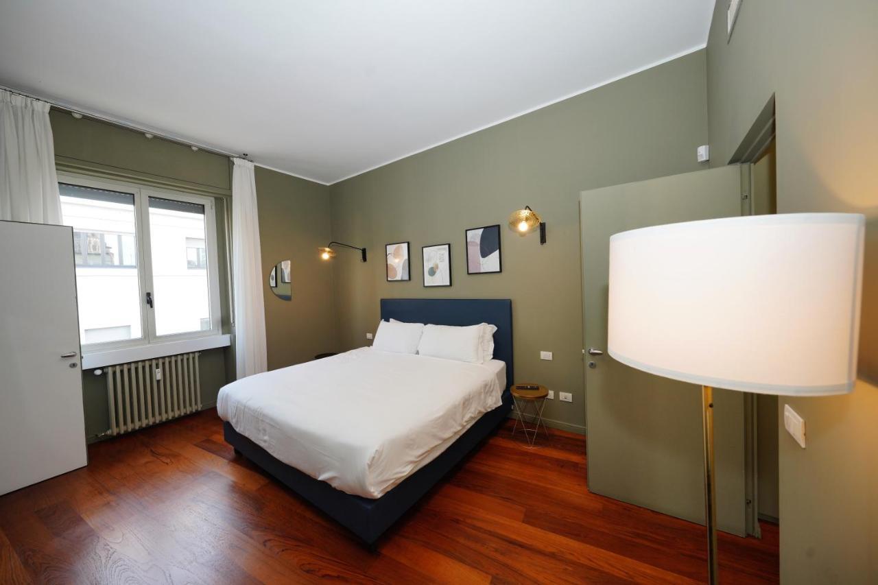 Suite Santa Tecla Milan Exterior photo