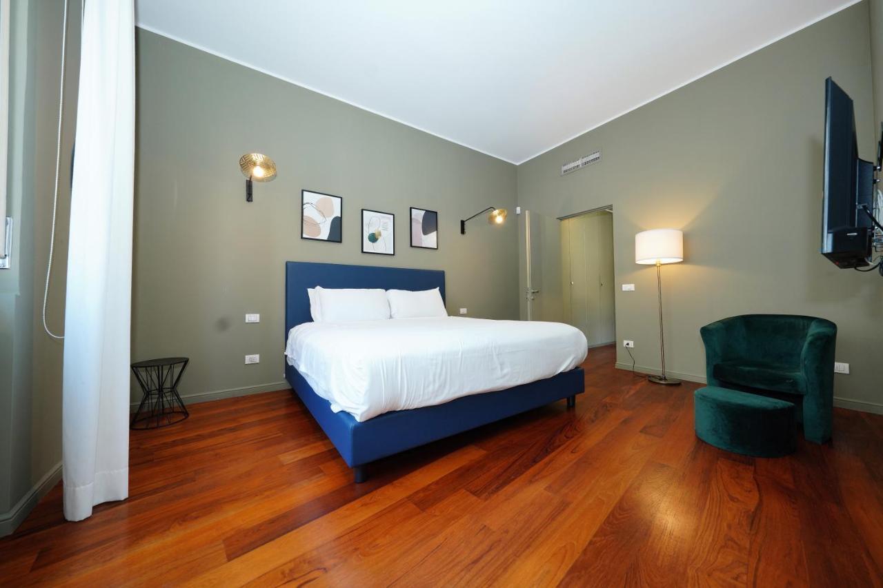 Suite Santa Tecla Milan Exterior photo