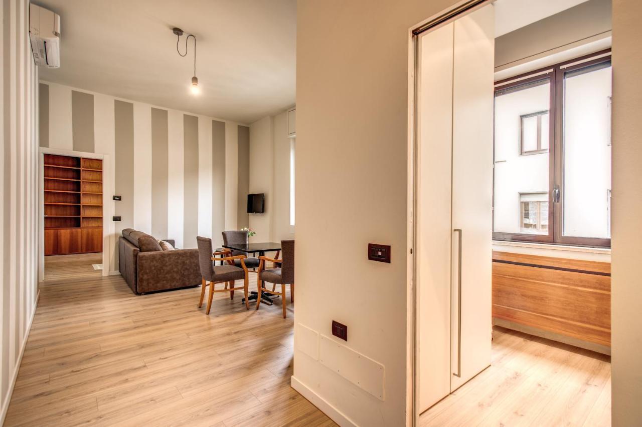 Suite Santa Tecla Milan Exterior photo