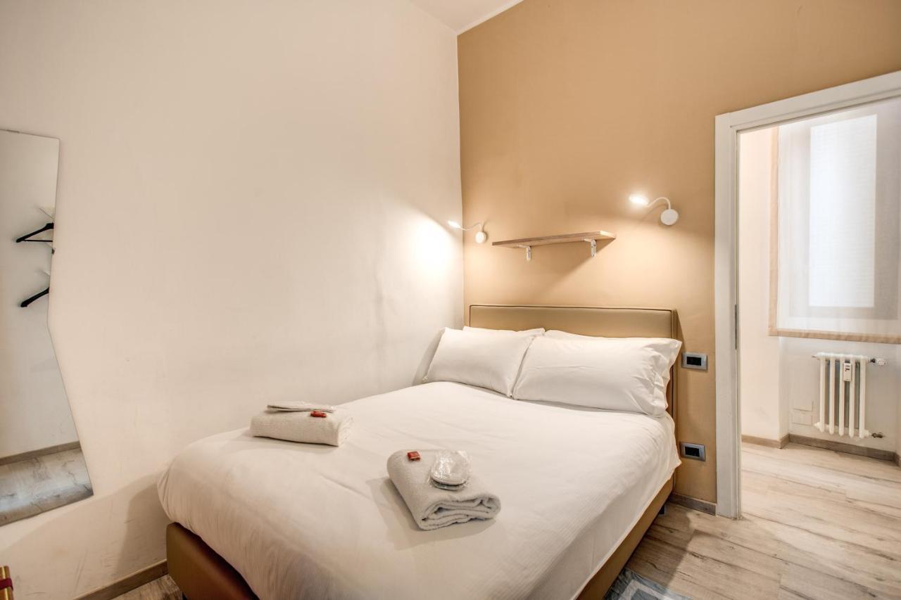 Suite Santa Tecla Milan Exterior photo