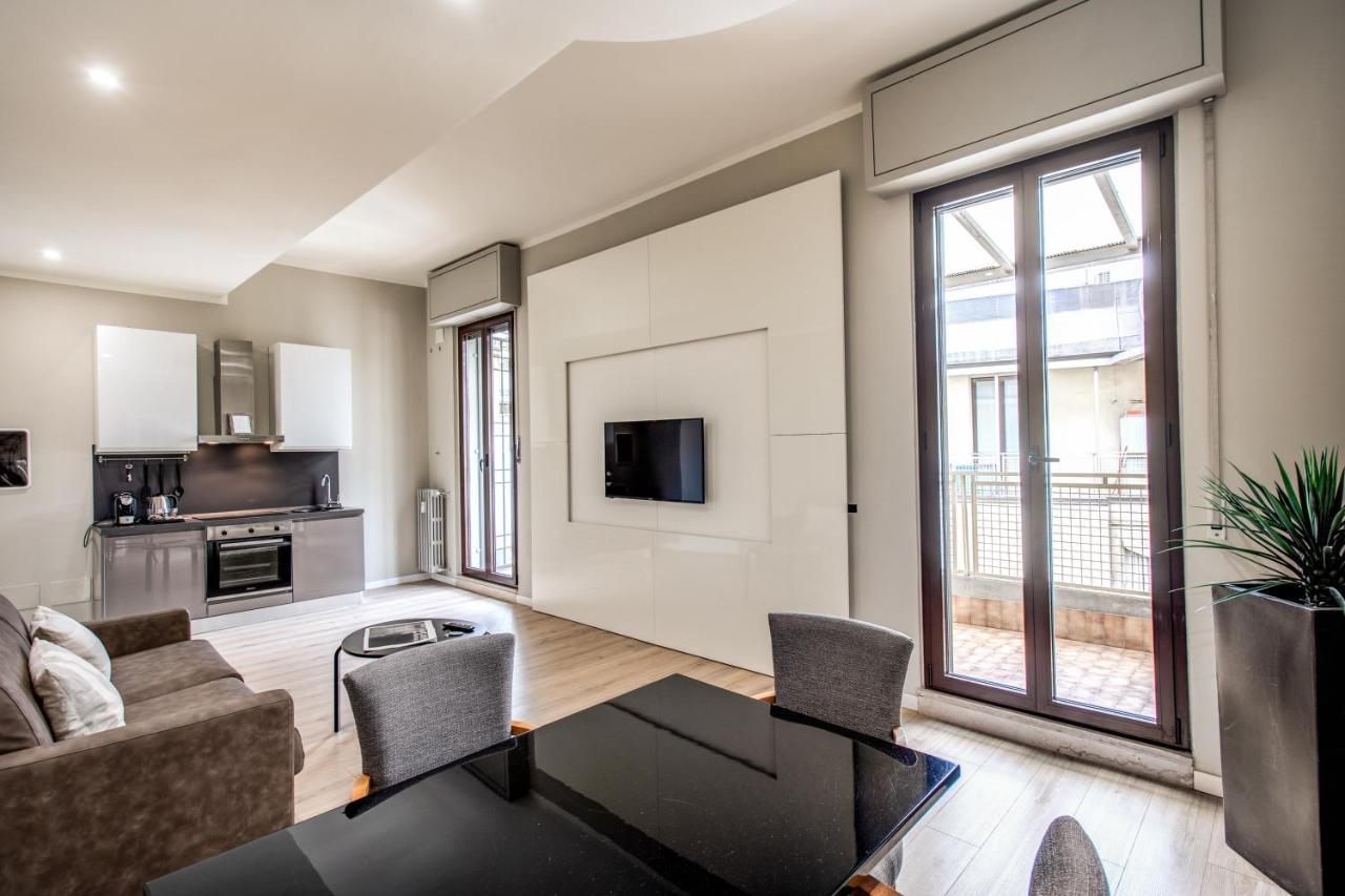 Suite Santa Tecla Milan Exterior photo