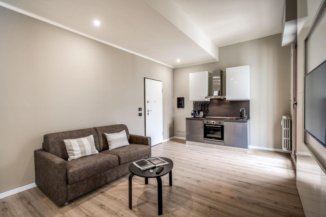 Suite Santa Tecla Milan Exterior photo